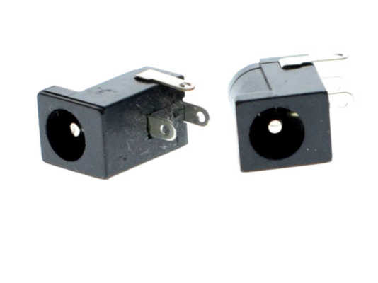 conector de toma de corriente DC005 y conector plug